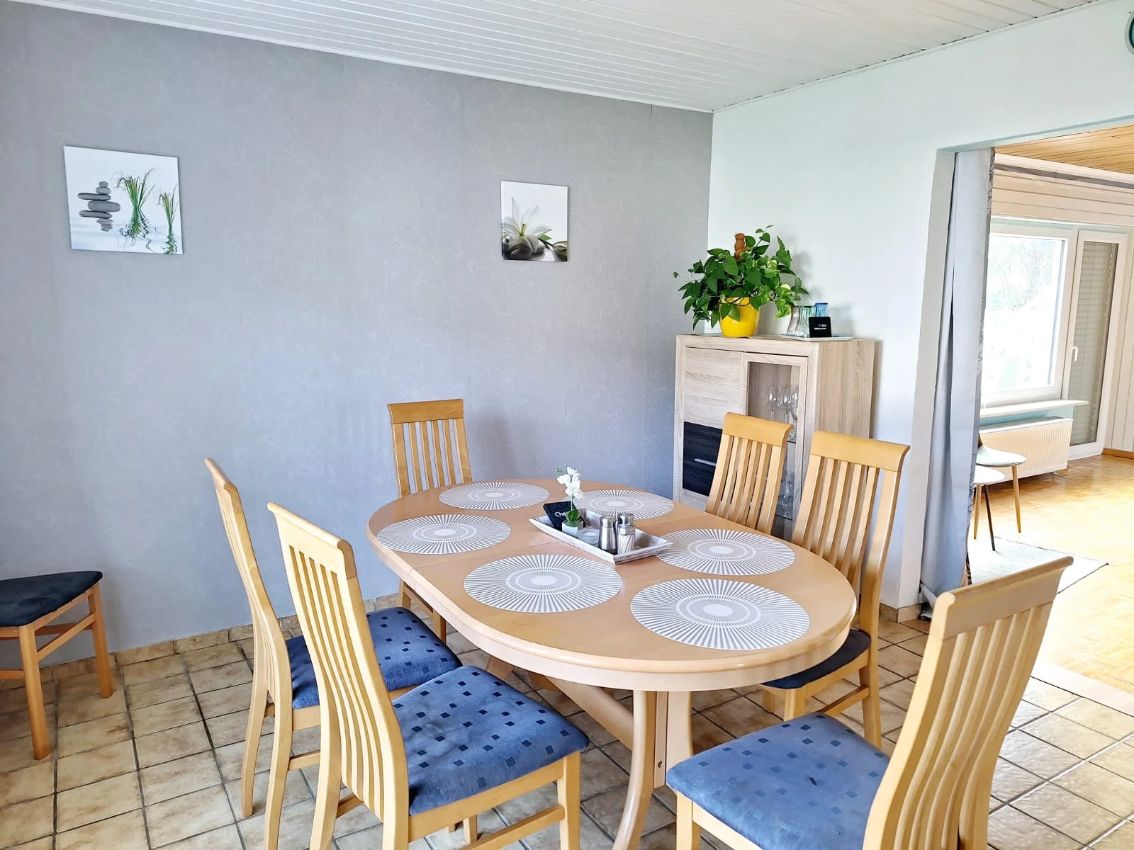 Gästehaus Barbara - Esstisch